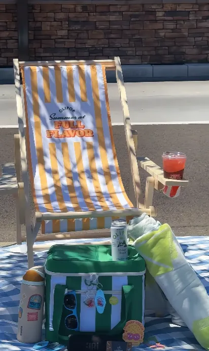 BEACH DAY GIVEAWAY