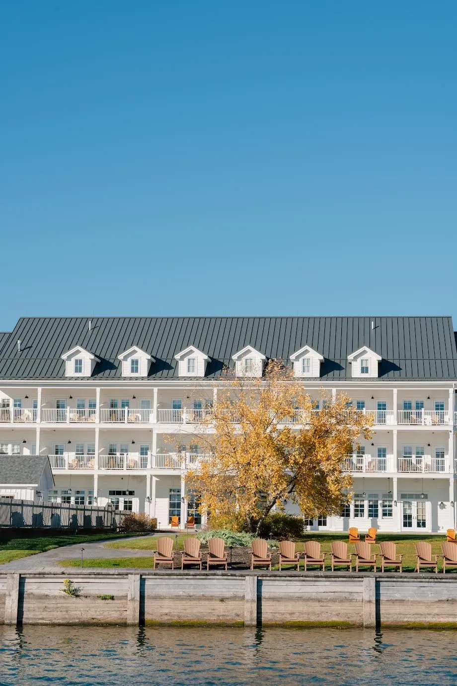 The Ultimate Lakeside Fall Escape Giveaway
